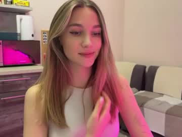 Amy_Chill Chaturbate stream image from December 17, 2024
