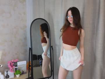 Bondiccapetit Chaturbate stream image from December 17, 2024