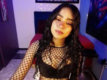 Bruniemanhattan Chaturbate stream image from December 17, 2024