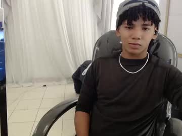 Donald_18 Chaturbate stream image from December 17, 2024