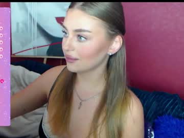 Edaachi Chaturbate stream image from December 17, 2024