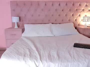 Evelynwoods1_ Chaturbate stream image from December 17, 2024