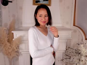 Jilllee_ Chaturbate stream image from December 17, 2024