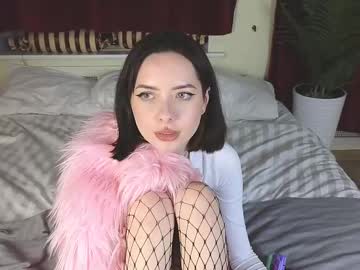 Lazzy_Lizzy Chaturbate stream image from December 17, 2024