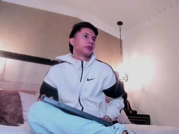 Liiamsmith Chaturbate stream image from December 17, 2024