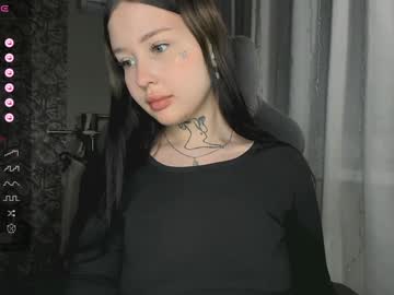 Lonalye Chaturbate stream image from December 17, 2024