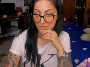 Lucky_Deniz Chaturbate stream image from December 17, 2024