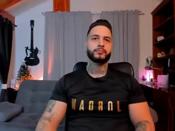 Max_Dic1 Chaturbate stream image from December 17, 2024