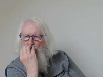 Onanister Chaturbate stream image from December 17, 2024