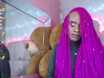 Puca_Eboony Chaturbate stream image from December 17, 2024