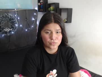 Shy_Latingirl2 Chaturbate stream image from December 17, 2024