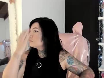 Spaceekitty Chaturbate stream image from December 17, 2024