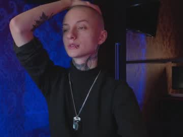 Eleanorcalderr Chaturbate stream image from December 17, 2024