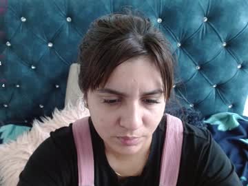 Isa_Loverst Chaturbate stream image from December 17, 2024