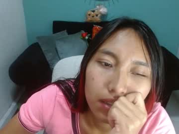 Katkittyplayass Chaturbate stream image from December 17, 2024