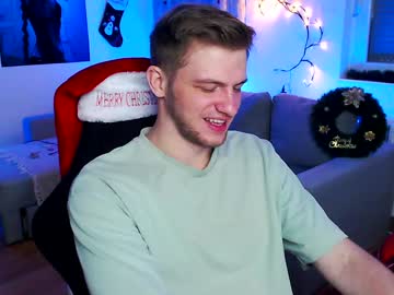 Master_Silver_Hand Chaturbate stream image from December 17, 2024