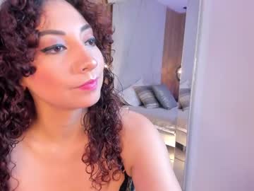 Menina_Sense Chaturbate stream image from December 17, 2024