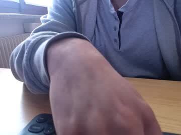 Mysecr3tsins Chaturbate stream image from December 17, 2024