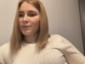 Nicoledesire Chaturbate stream image from December 17, 2024