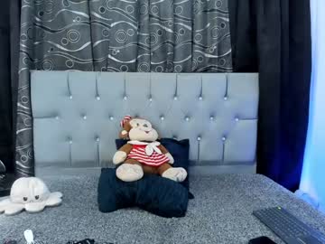Noah_Watsom Chaturbate stream image from December 17, 2024