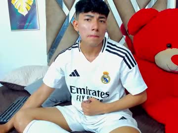 Pettter_Spencer Chaturbate stream image from December 17, 2024
