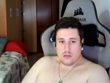 Pollito_95 Chaturbate stream image from December 17, 2024