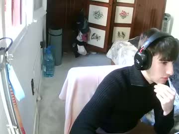 Thebulgueboyy Chaturbate stream image from December 17, 2024