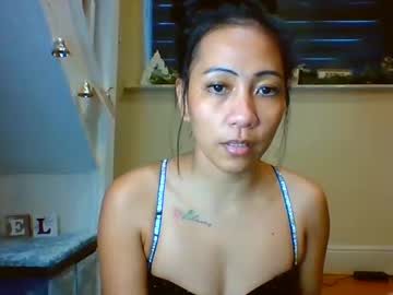 Tinyasian911718 Chaturbate stream image from December 17, 2024
