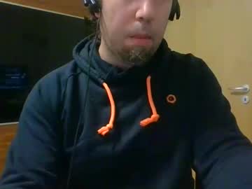 Tirolerboy27 Chaturbate stream image from December 17, 2024