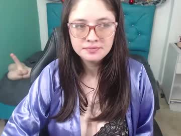 Cristaladams6 Chaturbate stream image from December 17, 2024
