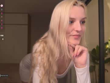 Jennytime Chaturbate stream image from December 17, 2024