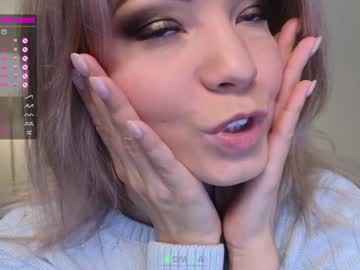 Julia_Cute_ Chaturbate stream image from December 17, 2024