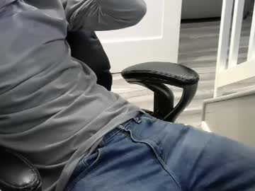Mic6969mic Chaturbate stream image from December 17, 2024