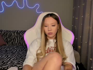 Neyrmina Chaturbate stream image from December 17, 2024