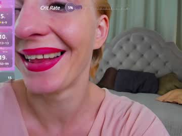 Squirtymom Chaturbate stream image from December 17, 2024