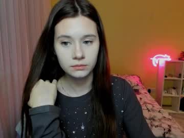 Sunnyy_Bunny Chaturbate stream image from December 17, 2024