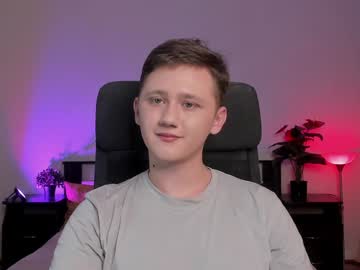 Azabain Chaturbate stream image from December 17, 2024
