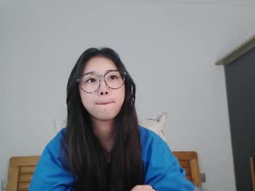 Charlottelin Chaturbate stream image from December 17, 2024