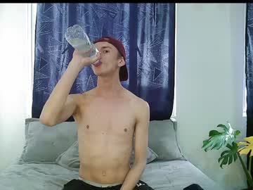 Dan_Yagami Chaturbate stream image from December 17, 2024