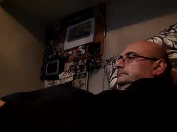Ironkokkk Chaturbate stream image from December 17, 2024
