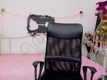 Jessystarrr Chaturbate stream image from December 17, 2024