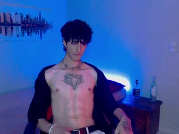 Kenny__Hot Chaturbate stream image from December 17, 2024