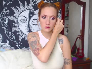 Lia_Monroe Chaturbate stream image from December 17, 2024
