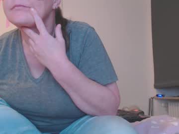 Nadine321 Chaturbate stream image from December 17, 2024