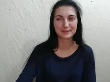 Nensyfay_ Chaturbate stream image from December 17, 2024