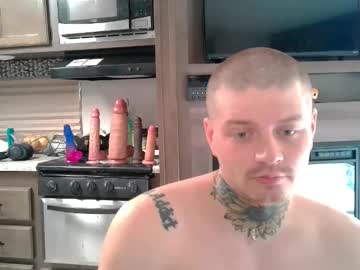 Redinthebed Chaturbate stream image from December 17, 2024