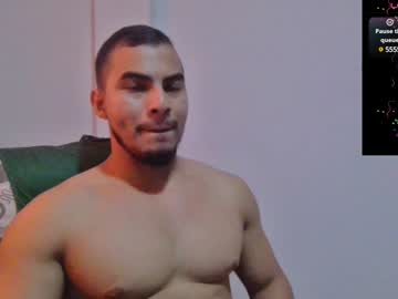 Roger_Muscle Chaturbate stream image from December 17, 2024