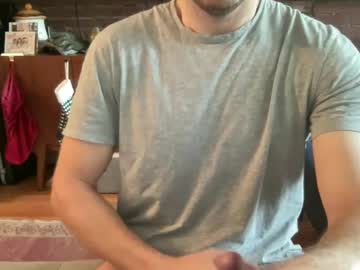 Slickandeasy39 Chaturbate stream image from December 17, 2024