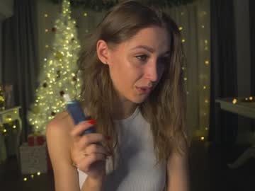 Sunnblissett Chaturbate stream image from December 17, 2024