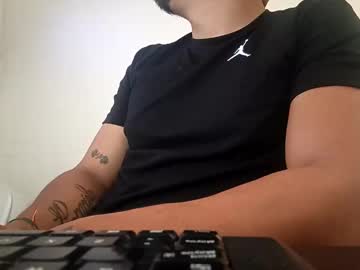 Aaronhunter__ Chaturbate stream image from December 17, 2024